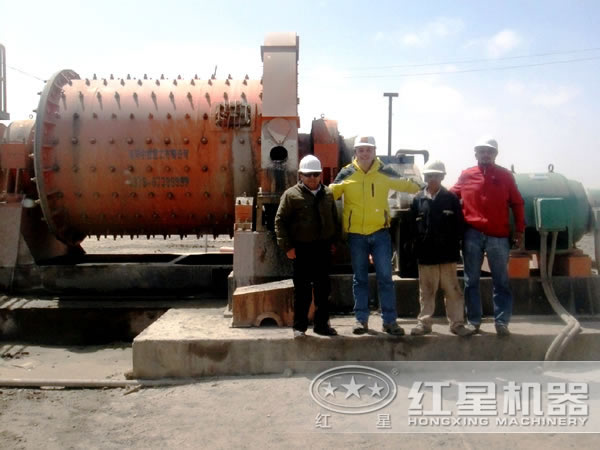 鋼渣球磨機(jī)現(xiàn)場